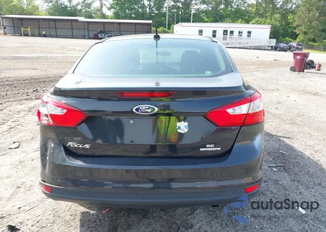 2014 Ford Focus Se from USA, damaged, VIN 1FADP3F22EL102788